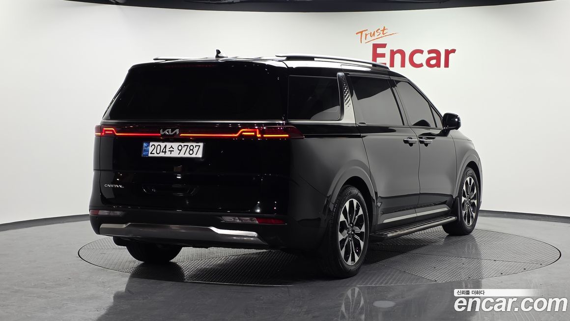 Kia Carnival 7-Seater Noblesse, 2023