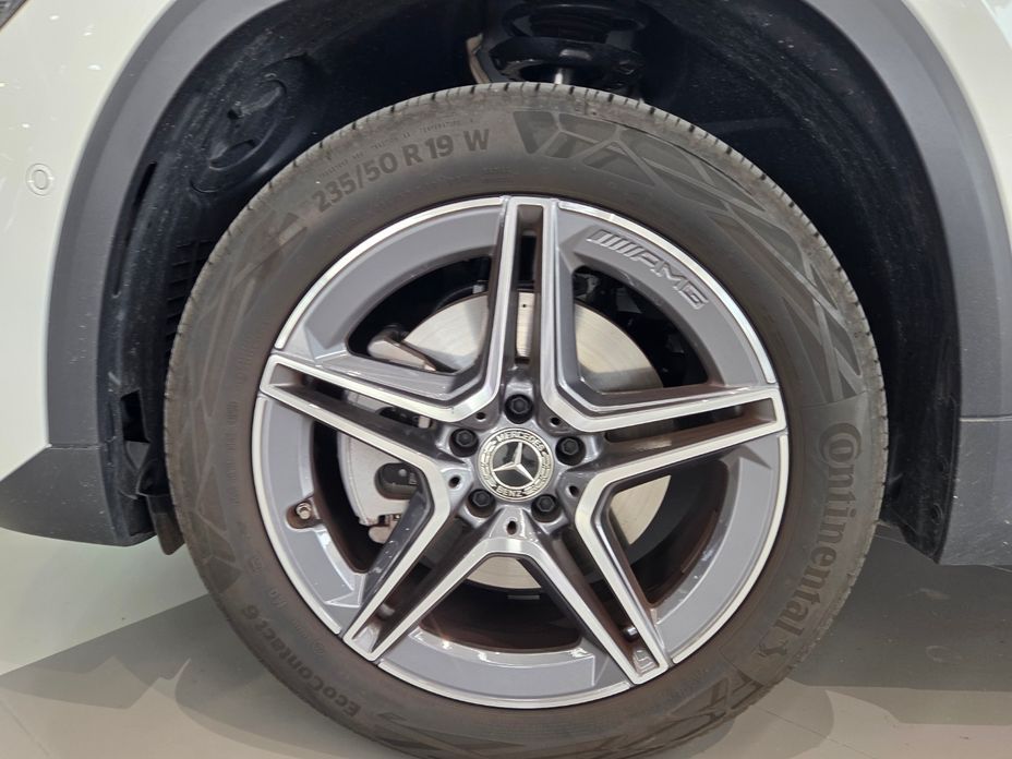 Mercedes-Benz GLA-Class GLA250 4MATIC, 2023