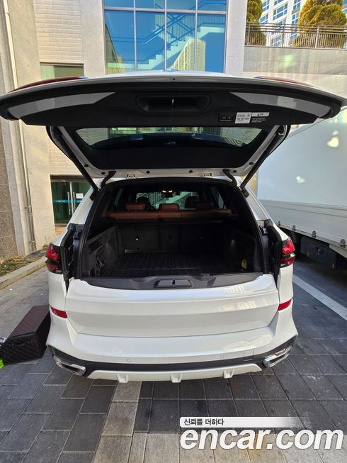 BMW X5 xDrive 40i M Sport, 2025