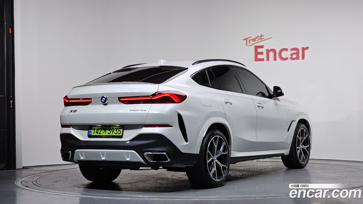 BMW X6 xDrive30d M Sport, 2024