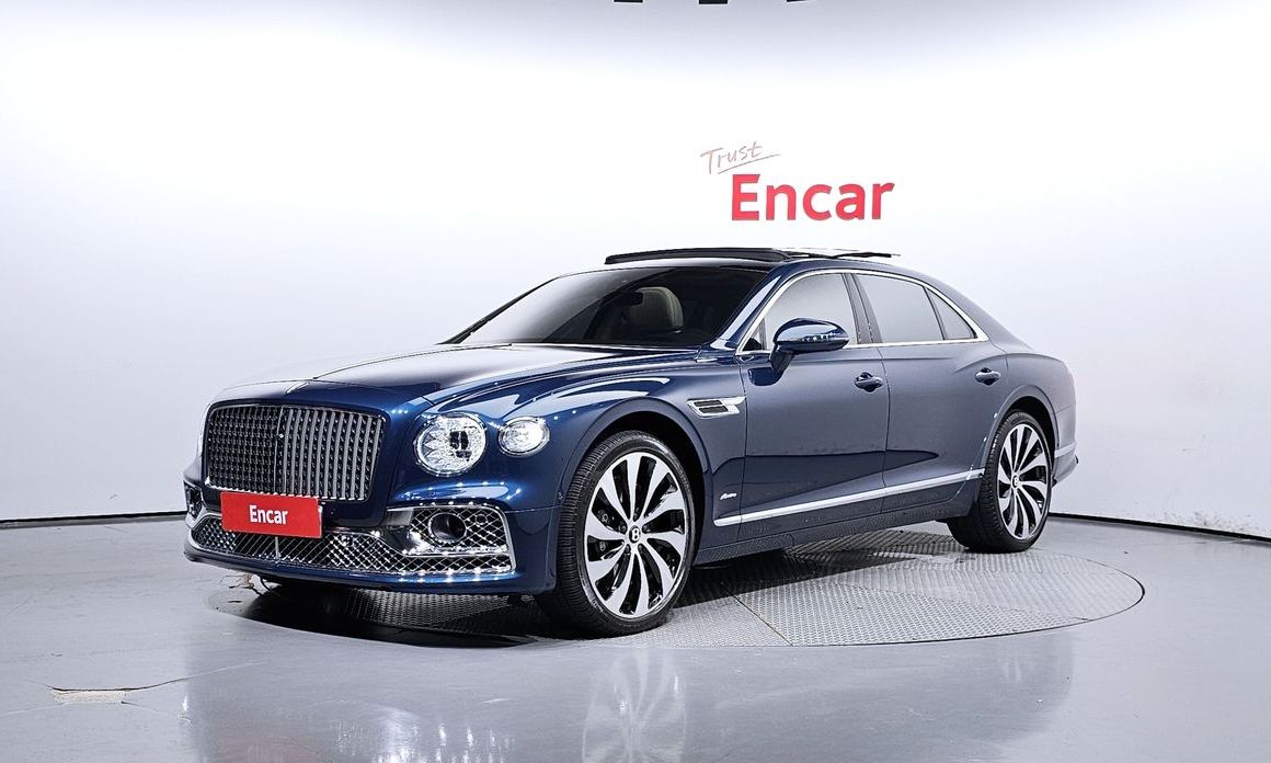 Bentley Flying Spur 4.0 Azure, 2024