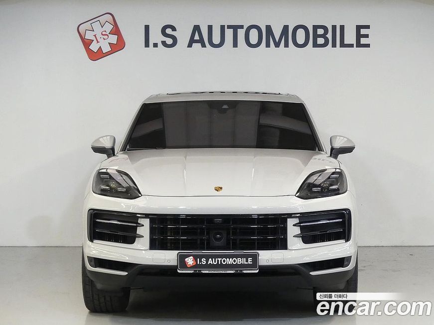 Porsche Cayenne 3.0, 2024