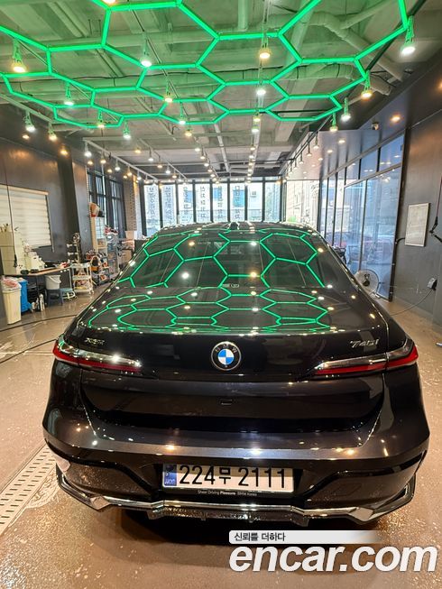 BMW 7-Series 740i xDrive M Sport, 2024