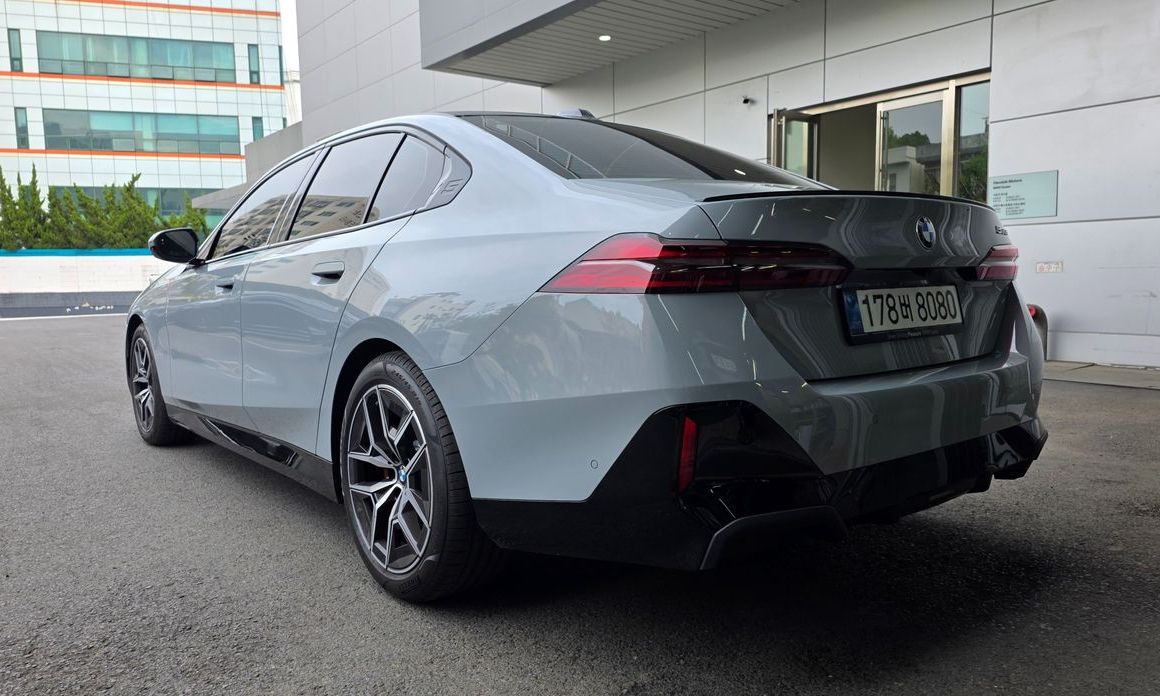 BMW 5-Series 520i Special Edition, 2026