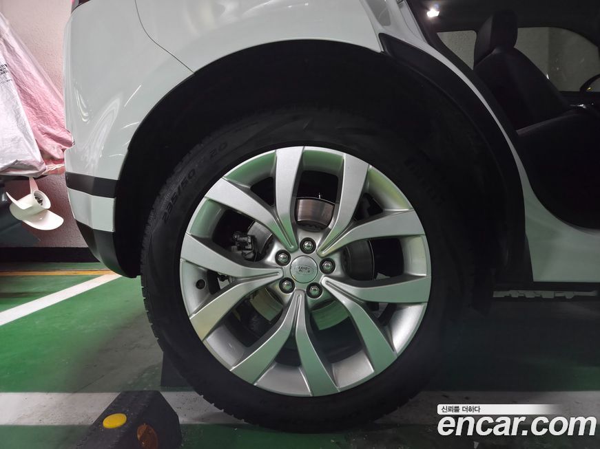 Land Rover Range Rover Evoque P250 SE, 2023