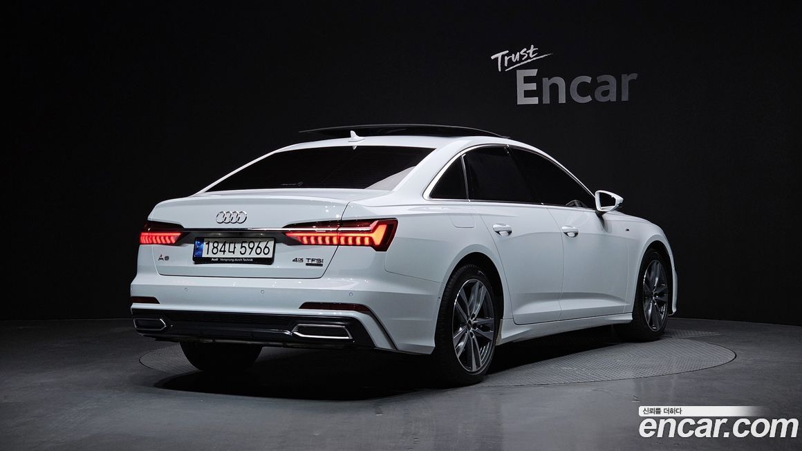 Audi A6 45 TFSI Quattro Premium, 2022
