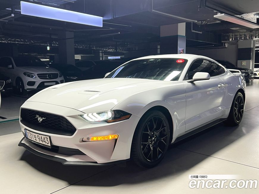 Ford Mustang Coupe, 2023