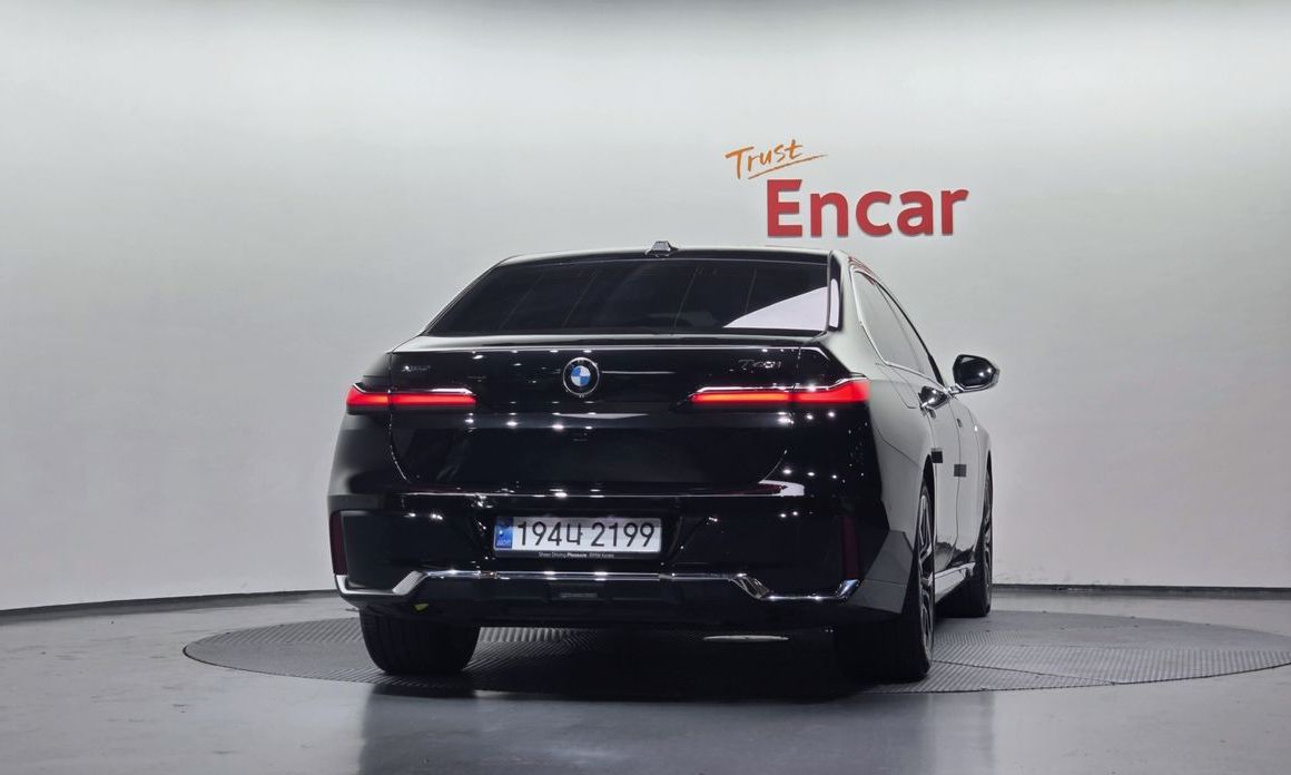 BMW 7-Series 740i xDrive M Sport, 2024