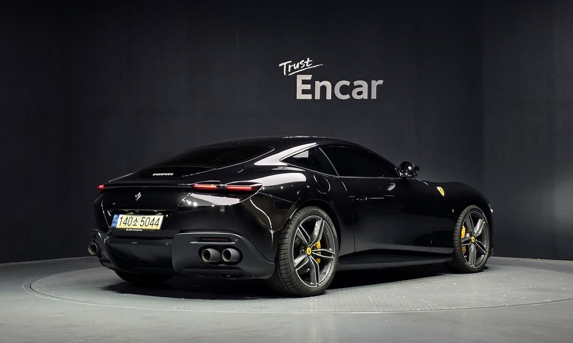 Ferrari Roma 3.9, 2021