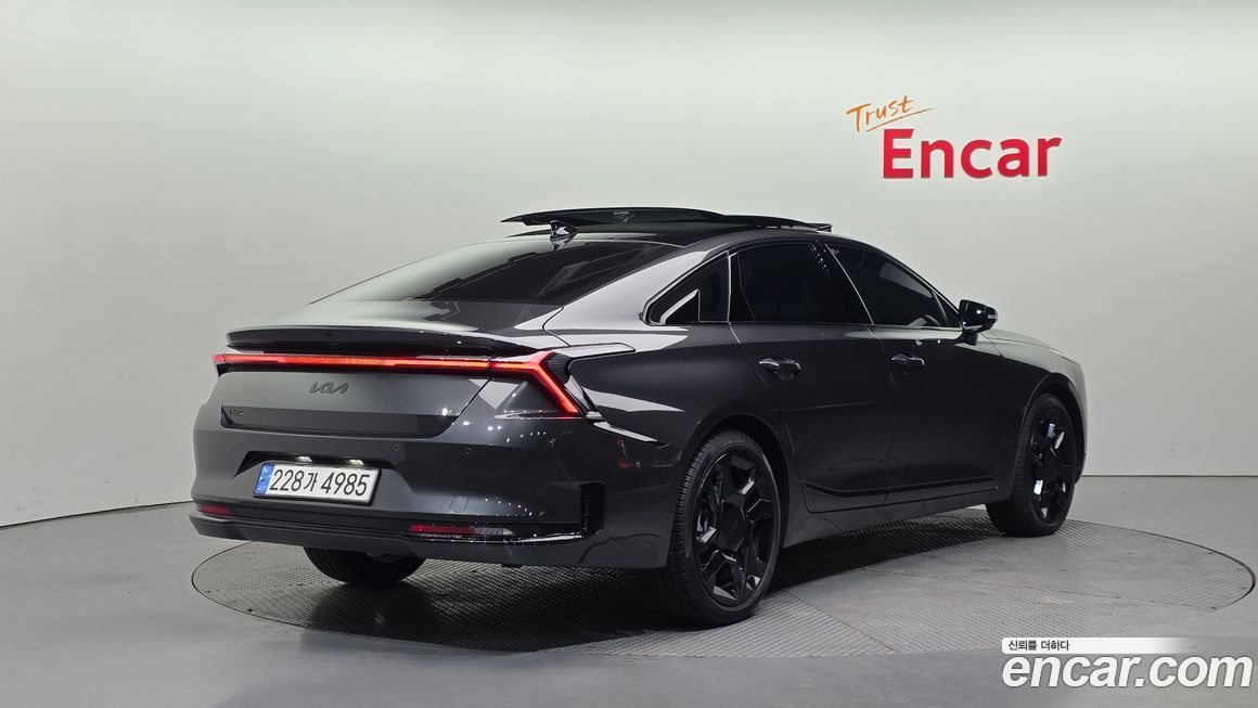 Kia K8 2.5 Gasoline 2WD, 2025