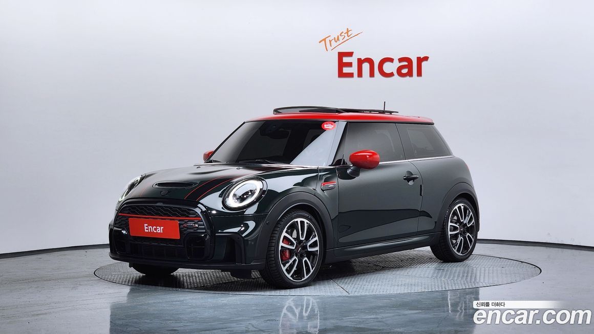 Mini Cooper JCW, 2024