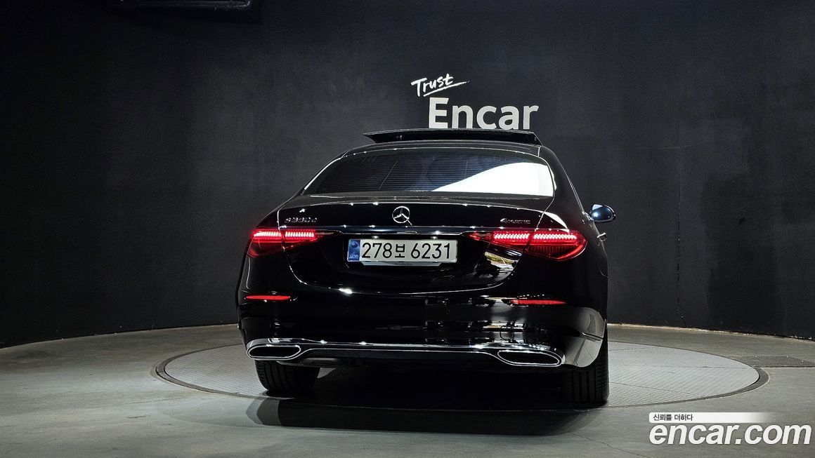 Mercedes-Benz S-Class S350 d 4MATIC, 2025