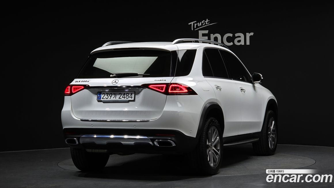 Mercedes-Benz GLE-Class GLE300d 4MATIC, 2023