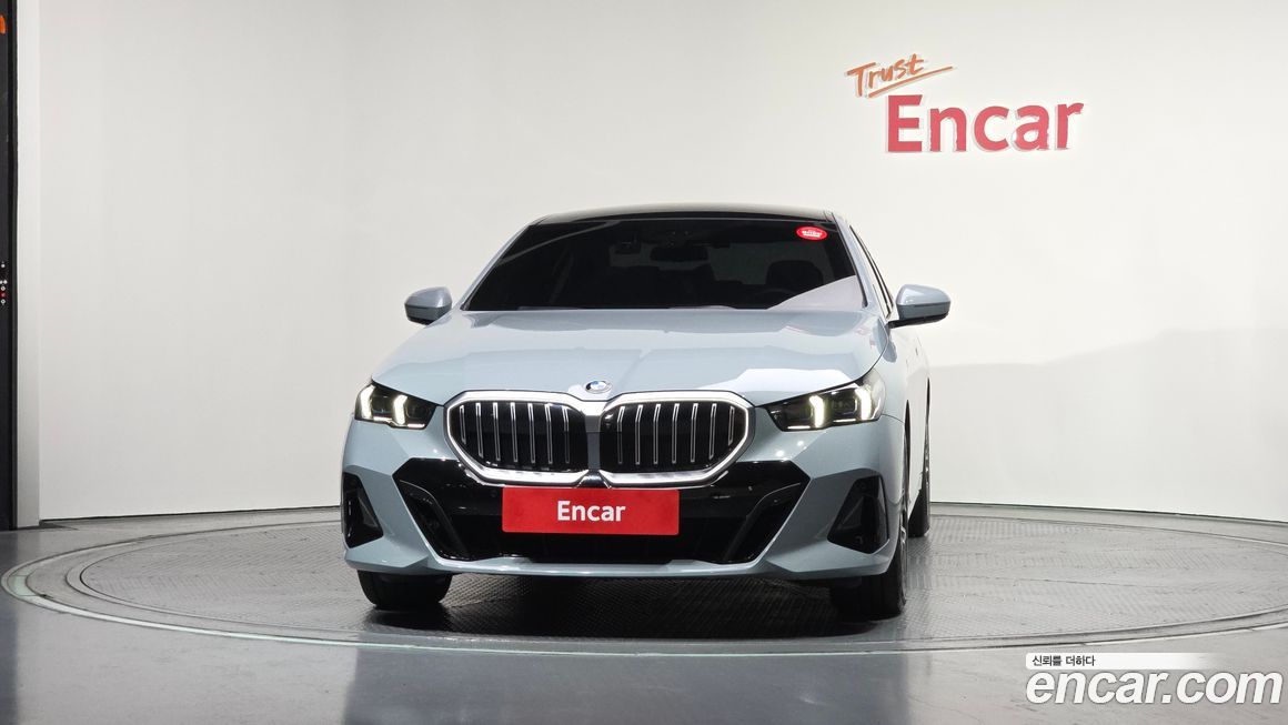 BMW 5-Series 523d xDrive M Sport, 2024