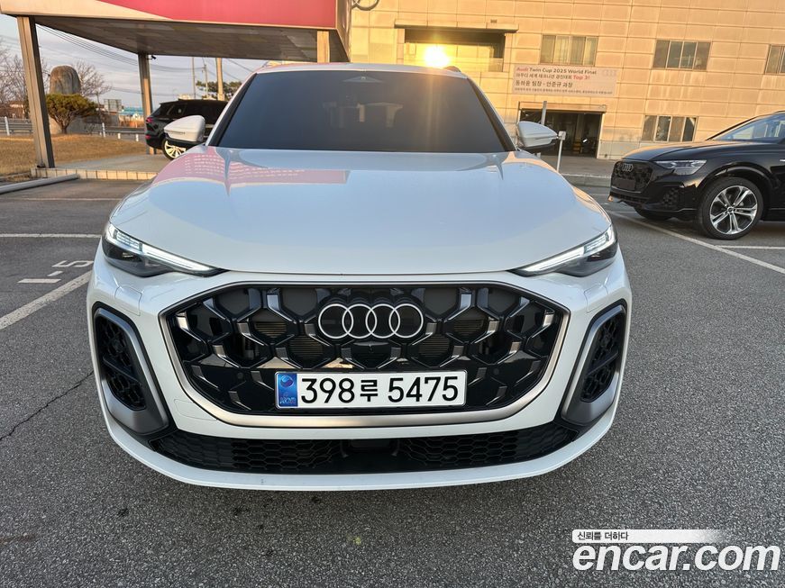 Audi Q5 40 TDI Quattro S Line, 2025