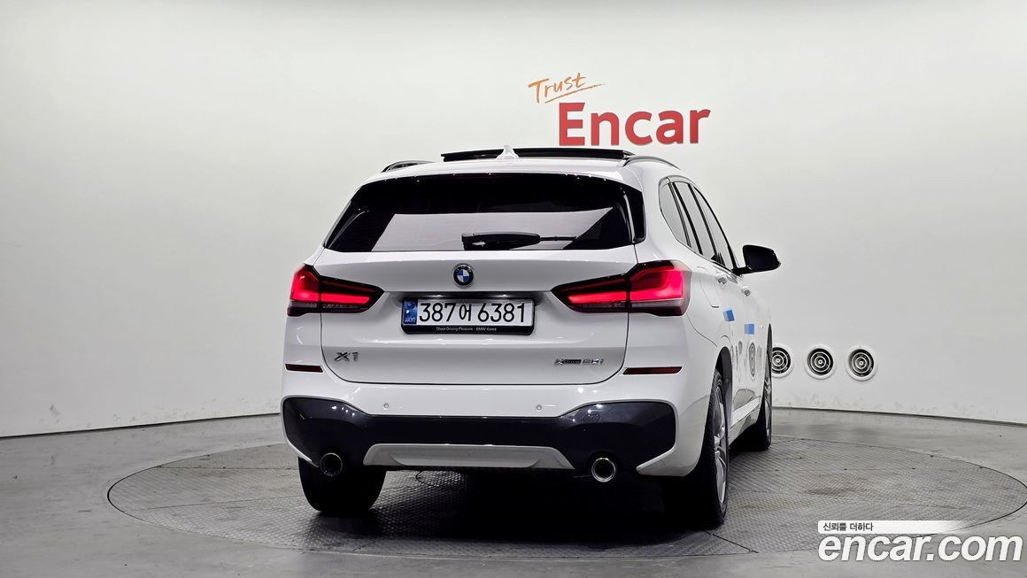 BMW X1 xDrive 20i M Sport, 2022