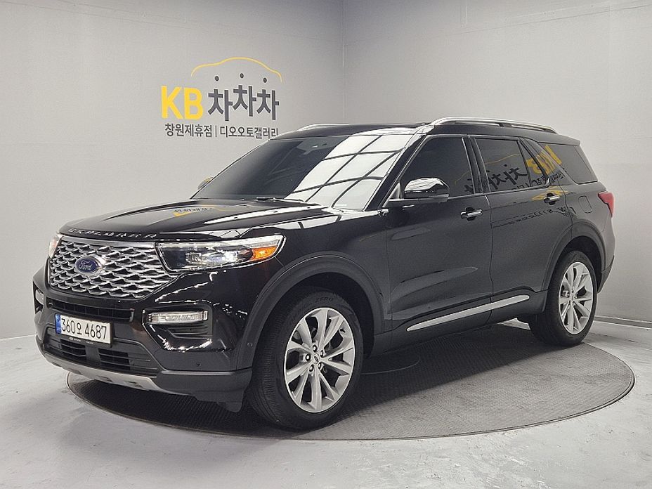Ford Explorer 3.0 Platinum 4WD, 2022