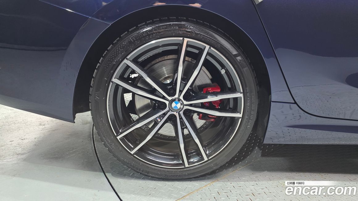 BMW 3-Series 320d M Sport Pro First Edition, 2023