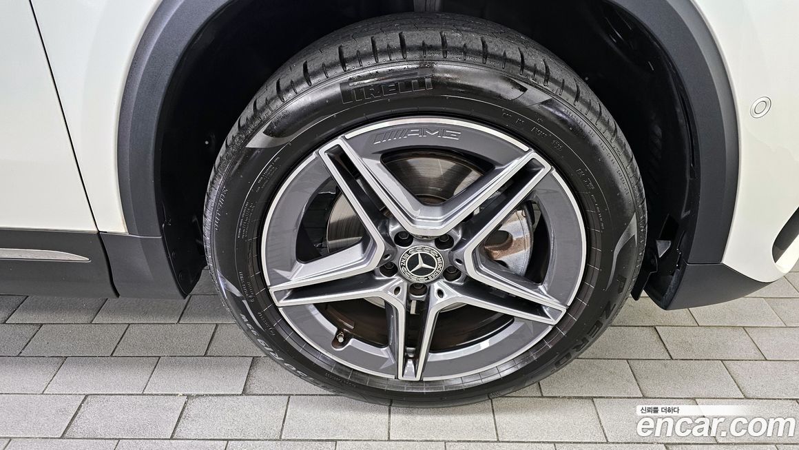 Mercedes-Benz GLA-Class GLA250 4MATIC, 2023