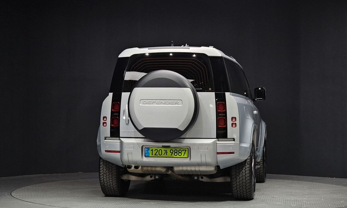 Land Rover Defender 90 D250 XS Edition, 2024