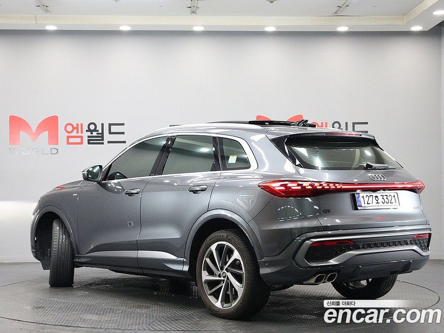 Audi Q5 40 TDI Quattro S Line, 2025