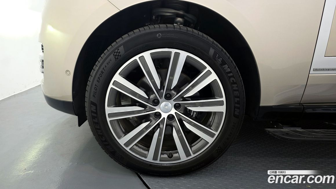 Land Rover Range Rover D350 Autobiography Long Wheel Base, 2024