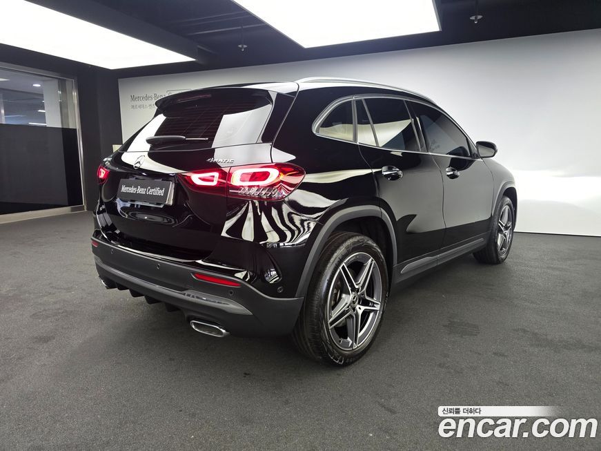 Mercedes-Benz GLA-Class GLA250 4MATIC, 2023