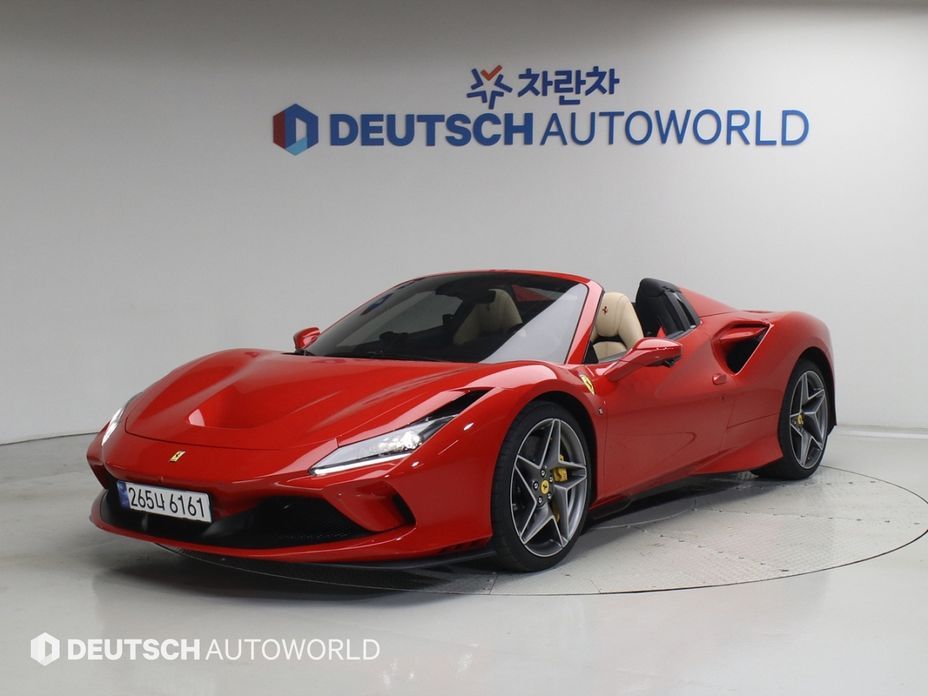 Ferrari F8 3.9 V8, 2022