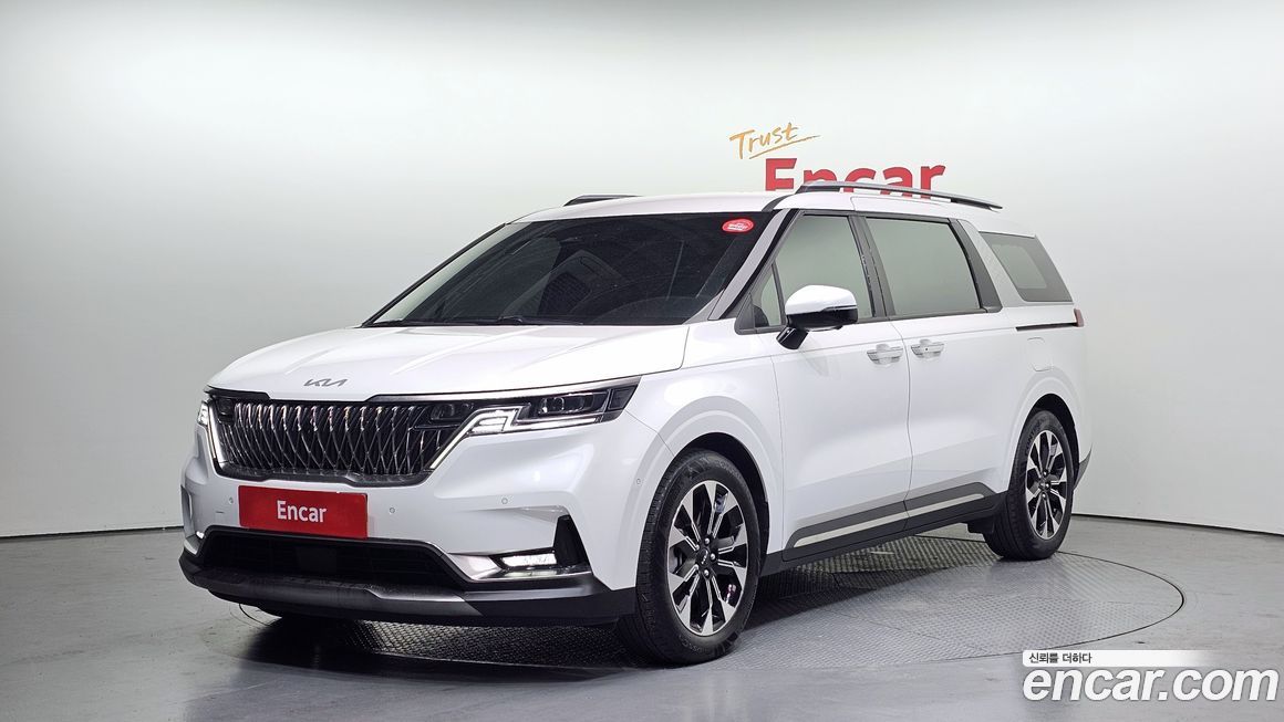 Kia Carnival 9-Seater Signature, 2023
