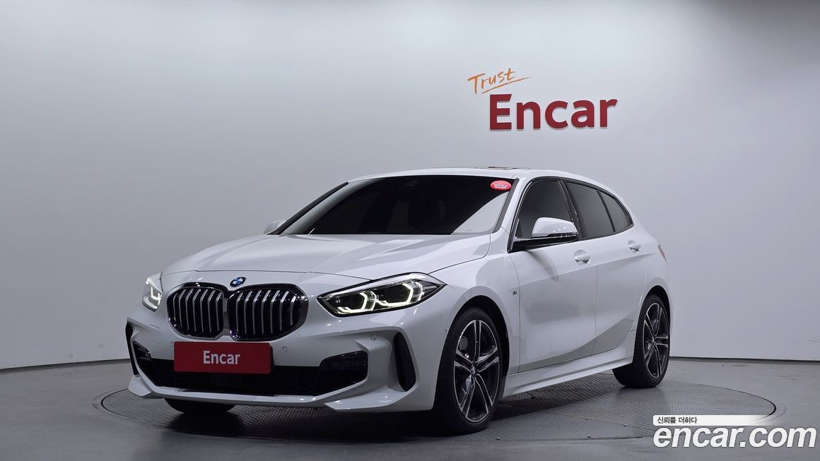 BMW 1-Series 120i M Sports, 2024