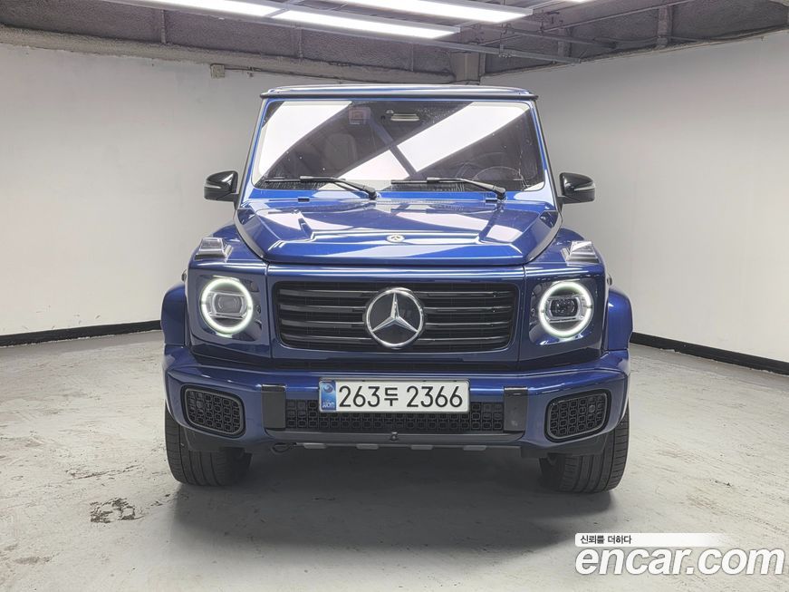 Mercedes-Benz G-Class G450d, 2025