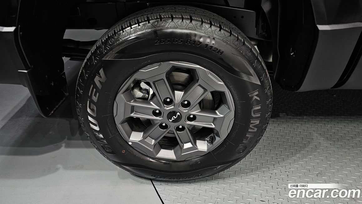 Kia Tasman 2.5T Gasoline 4WD, 2026