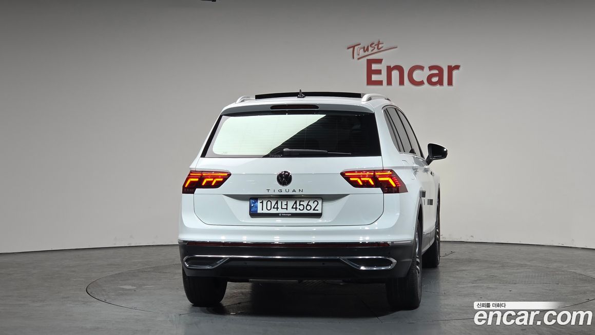 Volkswagen Tiguan 2.0 TDI Prestige, 2024