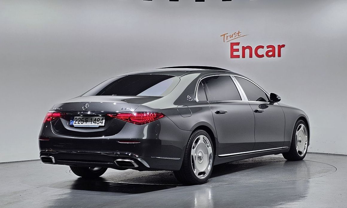 Mercedes-Benz S-Class Maybach S580 4MATIC, 2024