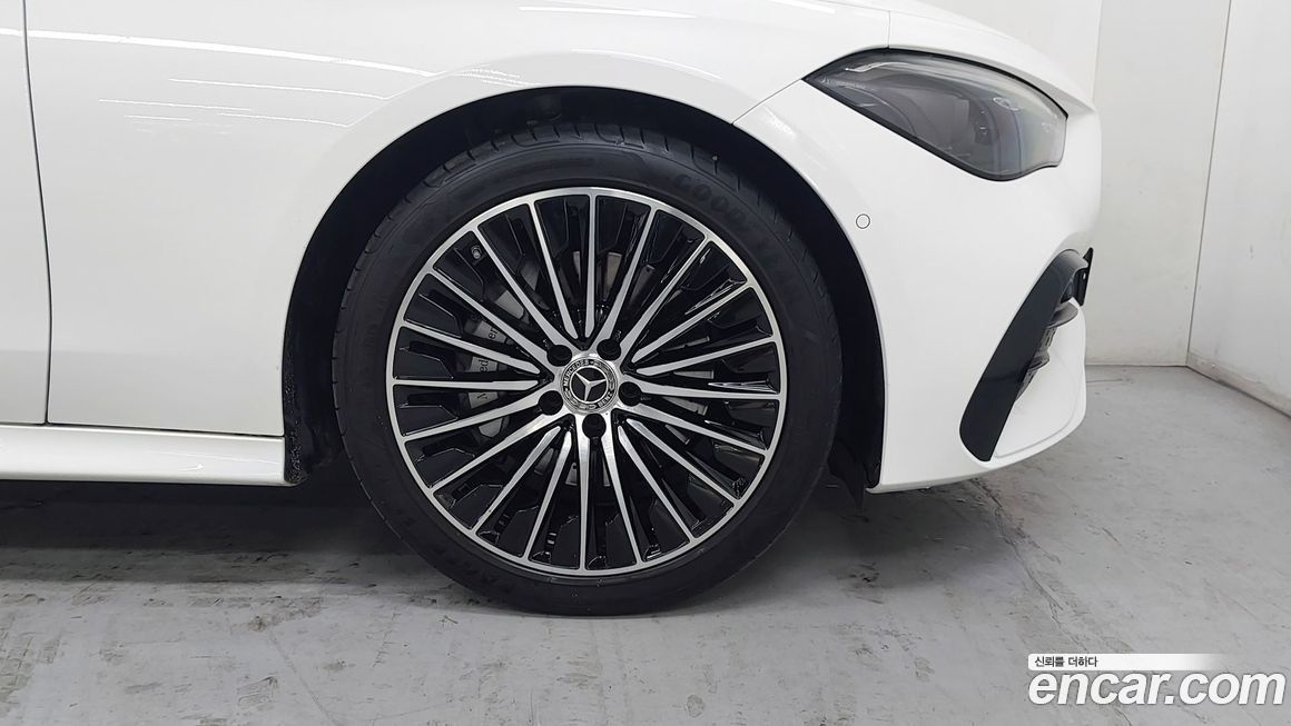 Mercedes-Benz CLE-Class CLE200 Cabriolet, 2024