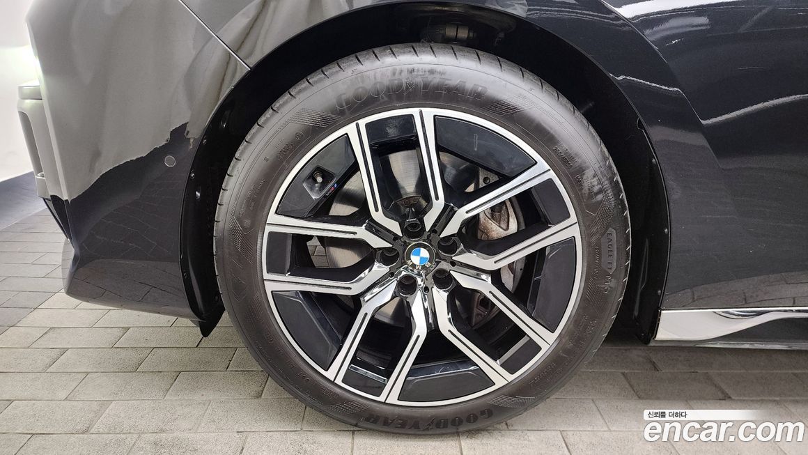 BMW 7-Series 740i xDrive M Sport, 2024