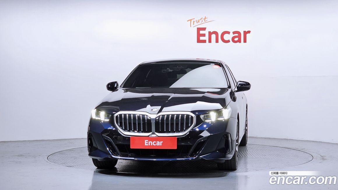 BMW 5-Series 530i xDrive M Sport, 2025