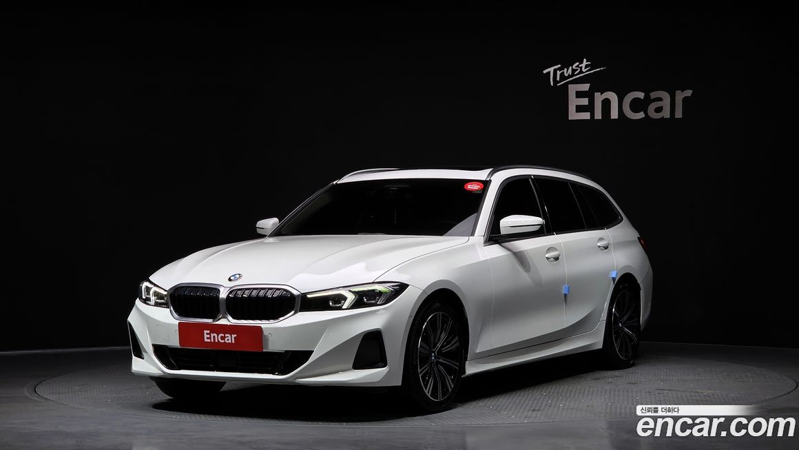 BMW 3-Series 320i Touring, 2025