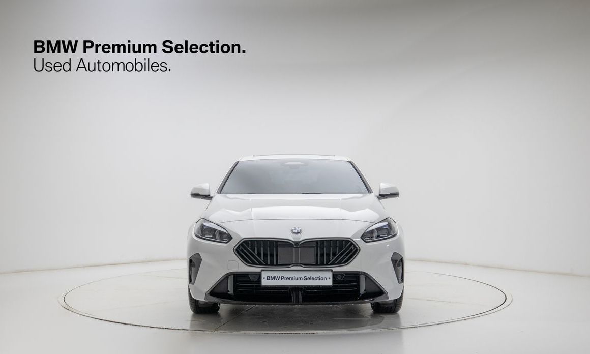 BMW 2-Series 220 M Sport, 2025