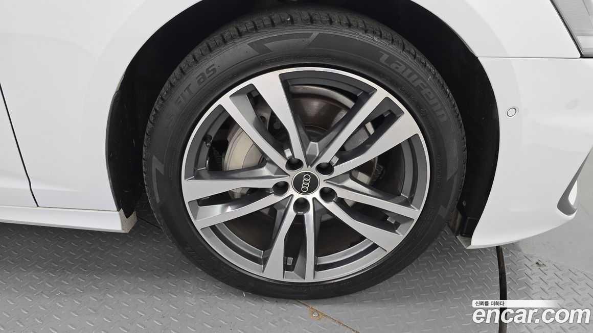 Audi A6 45 TFSI Premium, 2023