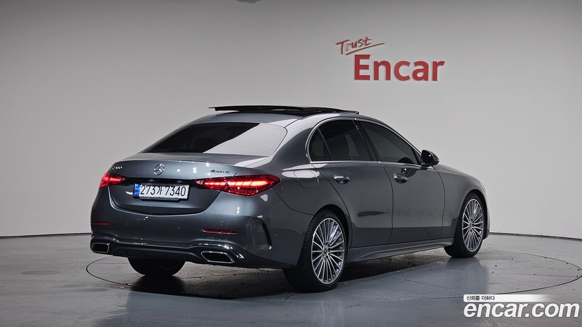 Mercedes-Benz C-Class C300 4MATIC AMG Line, 2023