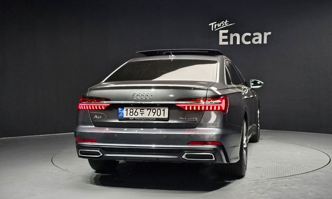 Audi A6 45 TFSI Quattro Premium, 2022
