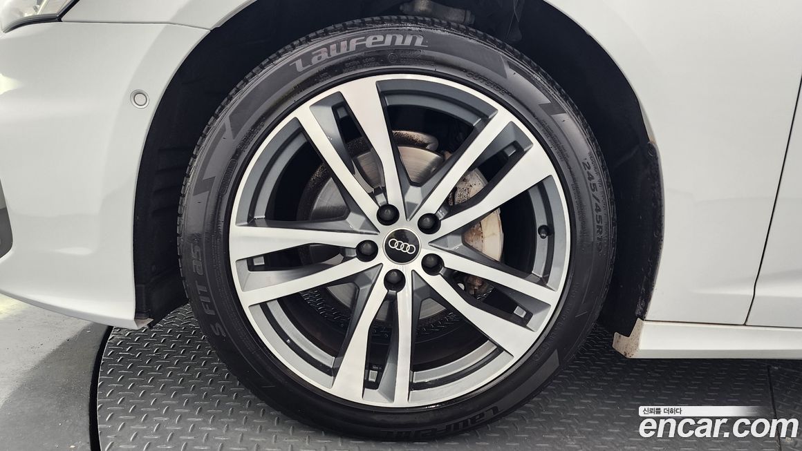 Audi A6 40 TDI Premium, 2022