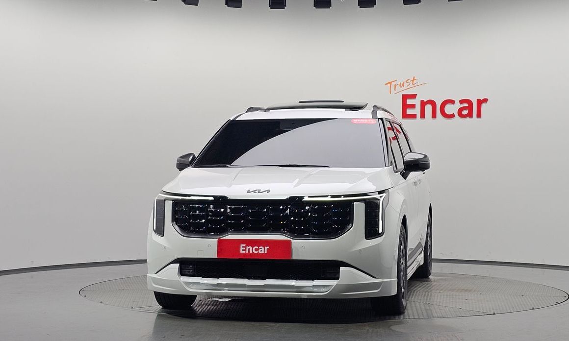 Kia Carnival 7-Seater Gravity, 2025