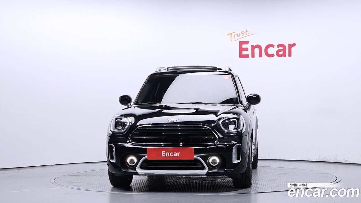 Mini Countryman Classic Plus Launch Pack, 2023