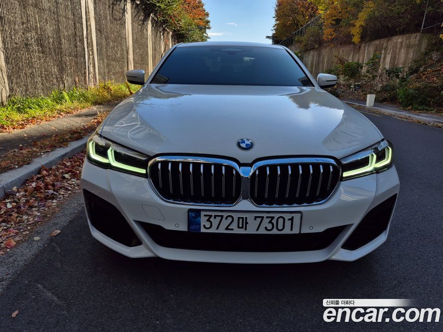 BMW 5-Series 520i M Sport, 2022