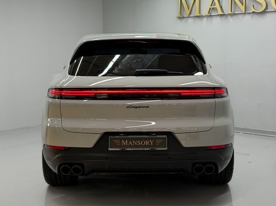 Porsche Cayenne 3.0, 2024