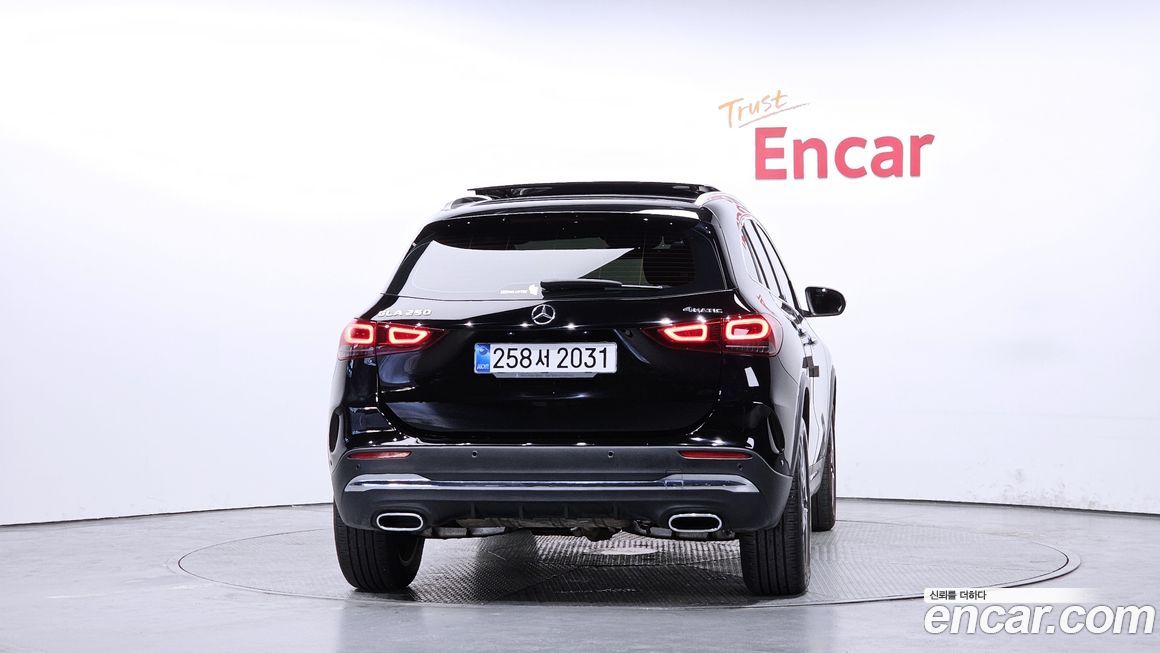 Mercedes-Benz GLA-Class GLA250 4MATIC, 2023