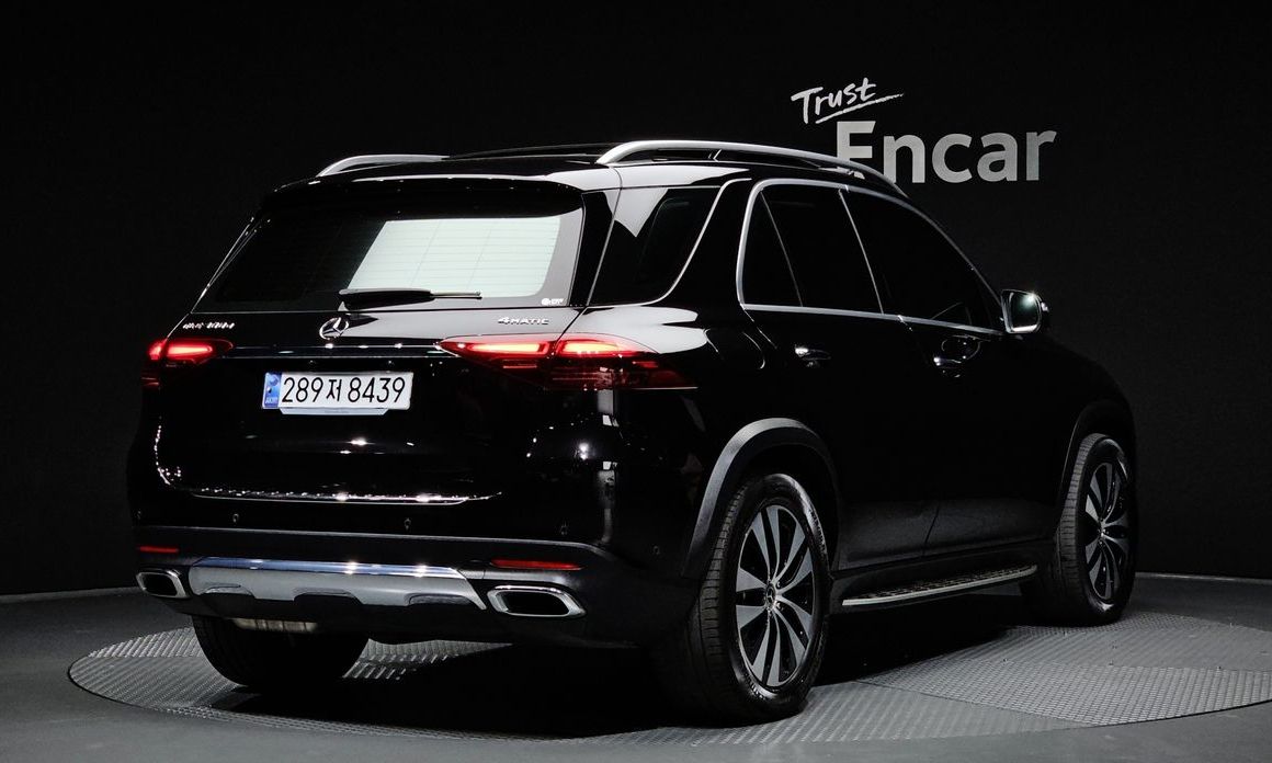 Mercedes-Benz GLE-Class GLE300d 4MATIC, 2024