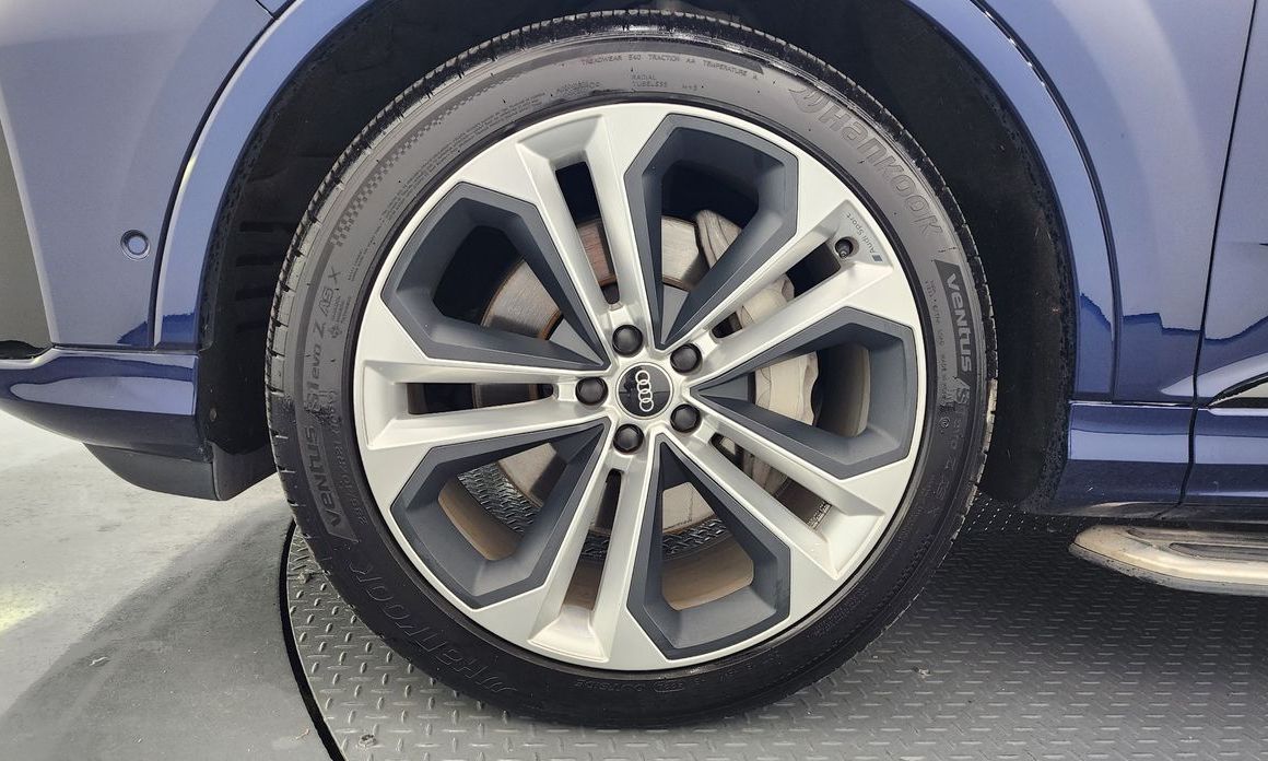 Audi Q7 55 TFSI Quattro Premium, 2022